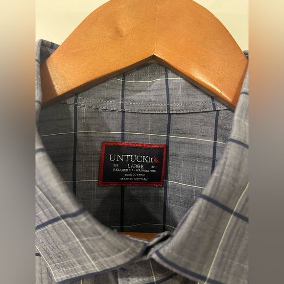 UNTUCKit men’s button-down shirt - Picture 4 of 5